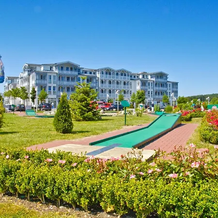 345, Seepark Apartment *